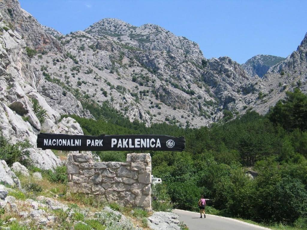 Appartamento Apartman Bojana Starigrad Paklenica Esterno foto
