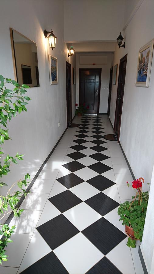 Appartamento Apartman Bojana Starigrad Paklenica Esterno foto